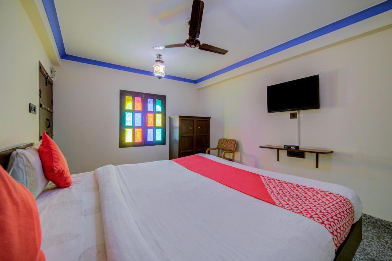 Oyo Flagship 14537 Hotel Amer Haveli 자이푸르 외부 사진